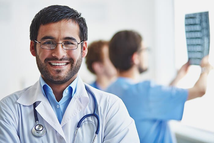 Лечение болезни Бехтерева в Израиле | Цены и отзывы в Ихилов